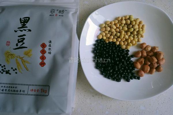 黑豆花生浓豆浆的做法图解1