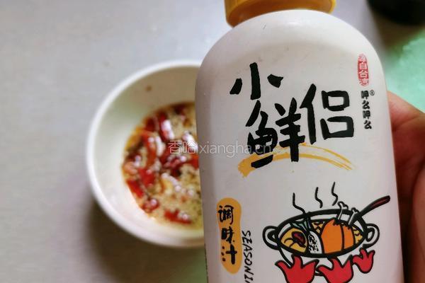 黄瓜拌木耳丝的做法图解10
