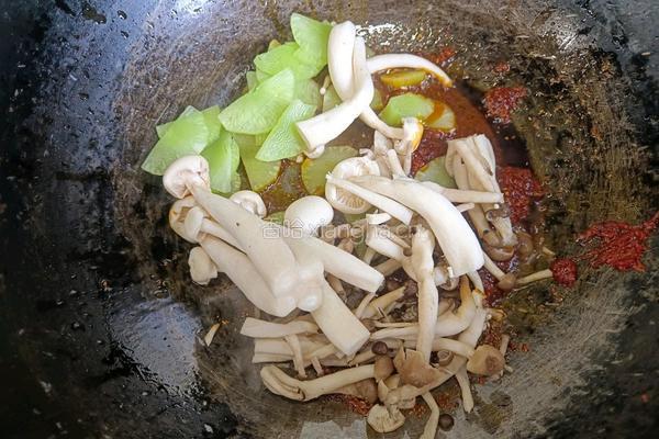 韩式辣米线的做法图解4