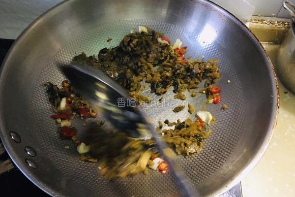 外婆菜炒鸡蛋的做法图解5