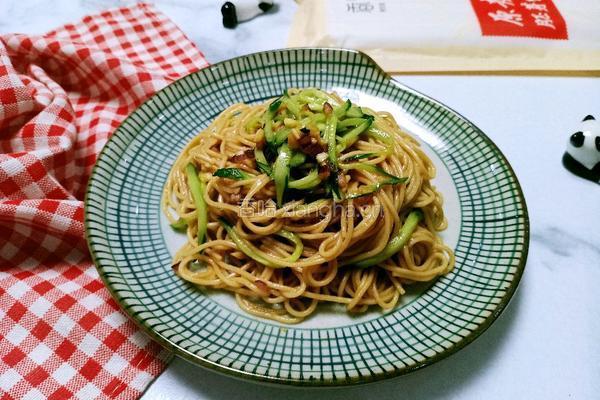 黄瓜丝拌面的做法图解10
