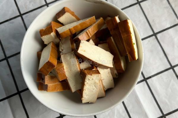 韭菜炒豆干的做法图解2