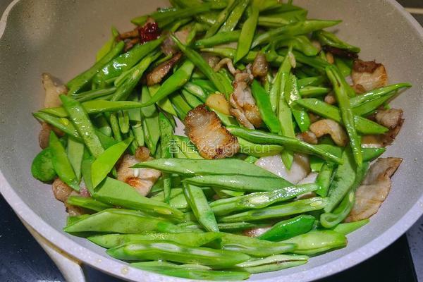 豆角炒肉的做法图解6