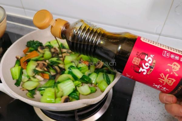 菌菇炒青菜的做法图解10