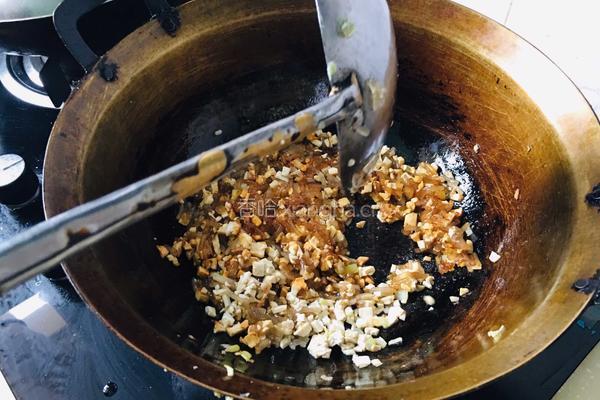 韭菜鸡蛋水饺的做法图解3
