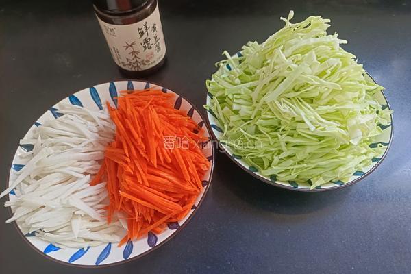 酱炒三色时蔬的做法图解1