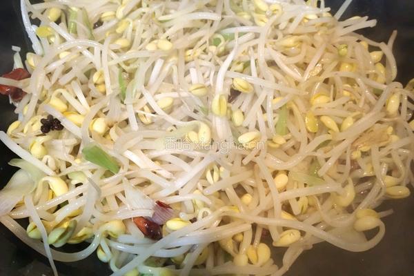 豆芽粉丝贴喝饼的做法图解10