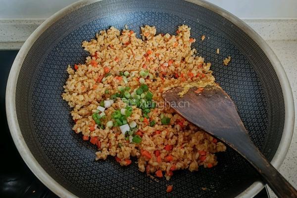 酱油炒饭的做法图解10