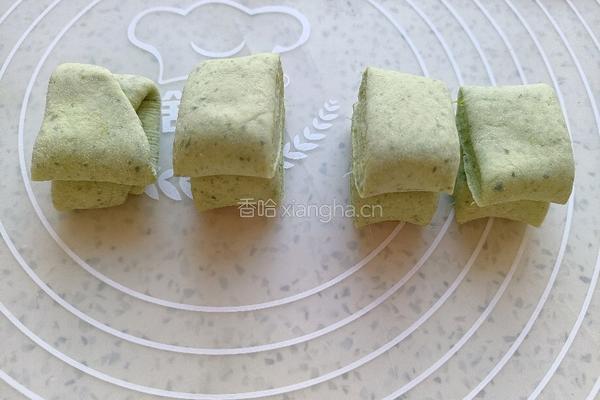 菠菜小花卷的做法图解13
