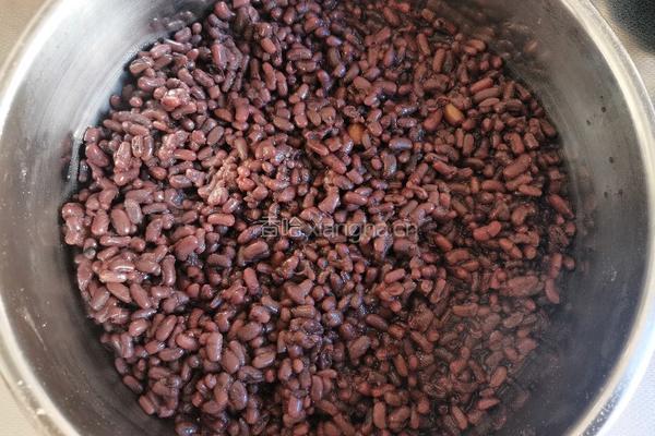 大黄米粘豆包的做法图解3