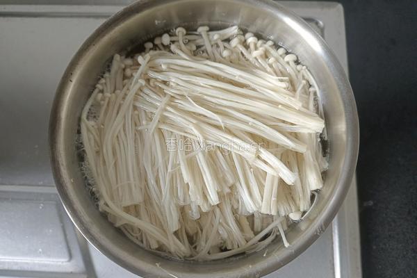 洛神金针菇的做法图解4