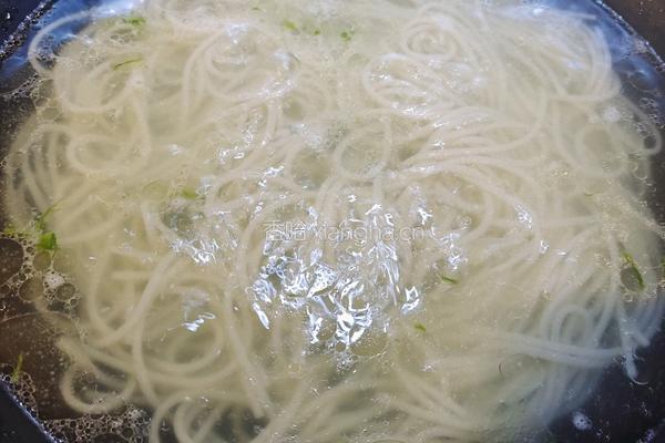 沙姜酱拌米线的做法图解7