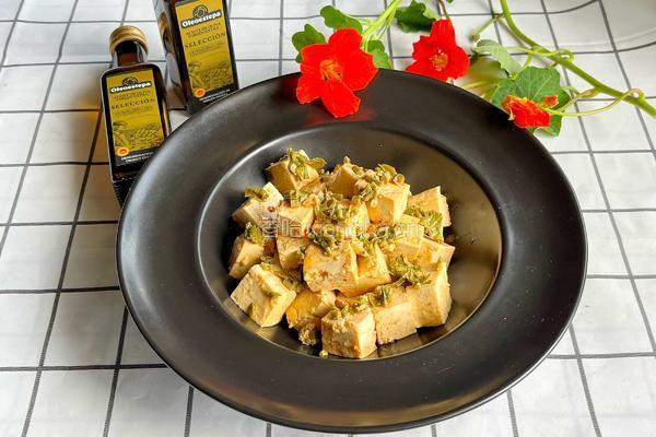 香椿拌豆腐