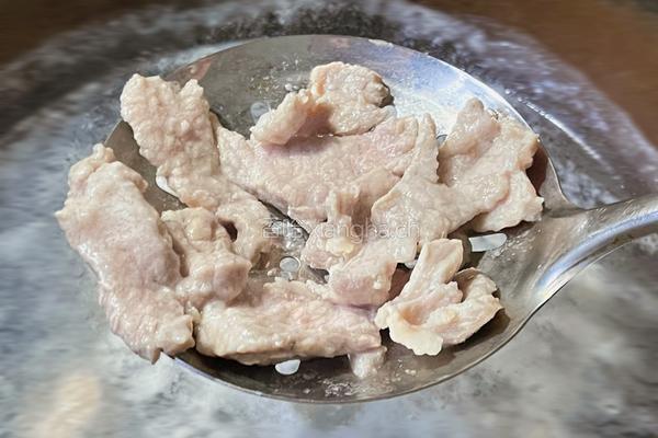 【春季养生菜】西葫滑肉片的做法图解4