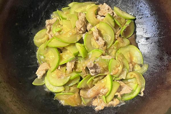 【春季养生菜】西葫滑肉片的做法图解9