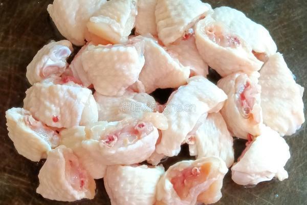 香菇蒸鸡翅的做法图解4