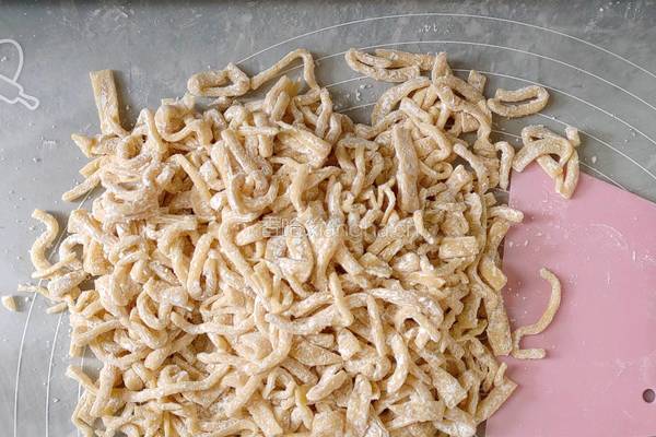 红枣葡萄干味原味(沙琪玛)家庭版自制小吃的做法图解13