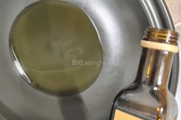 砂锅草鱼的做法图解4