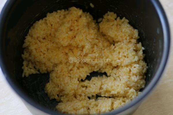黄金炒饭的做法图解2