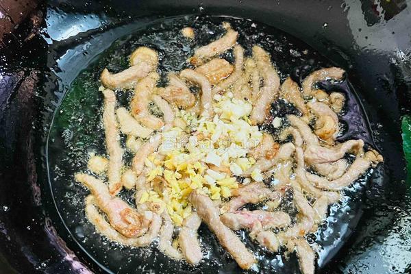 豆芽菜炒鸭肉的做法图解5