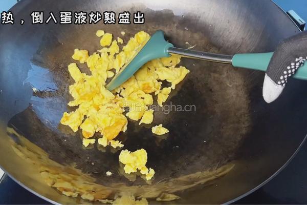 番茄鸡蛋火腿盖浇面的做法图解2