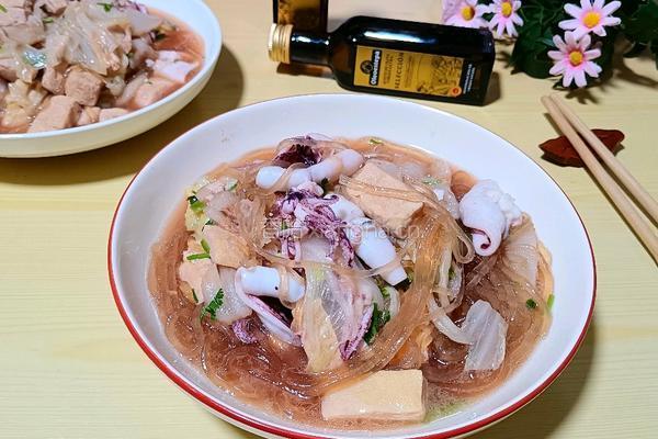 大白菜猪肉豆腐炖粉条的做法图解7