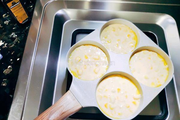 香煎芝香玉米饼的做法图解8
