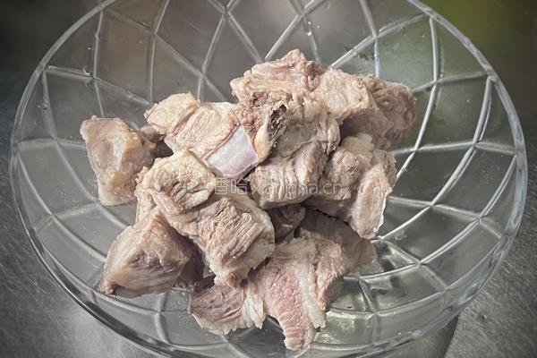 【春季养生菜】土豆焖排骨的做法图解4