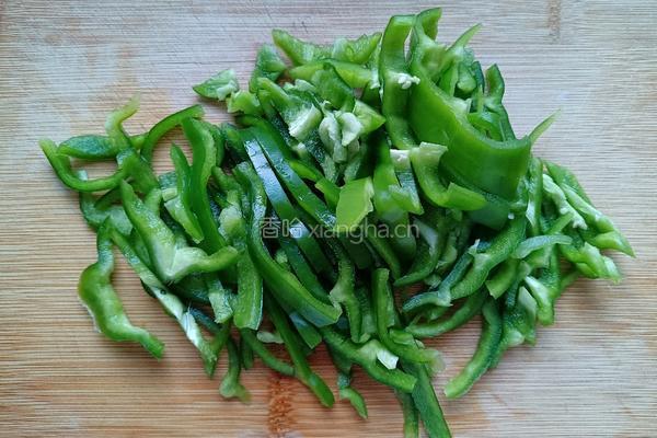 橄榄油青椒炒肉的做法图解4