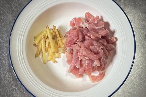【春季养生菜】蒜苔小炒肉的做法图解2