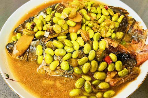 毛豆烧鲫鱼