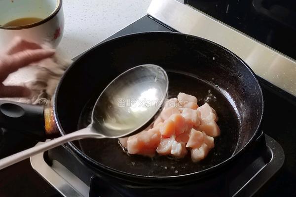 青椒土豆炒鸡丁的做法图解4