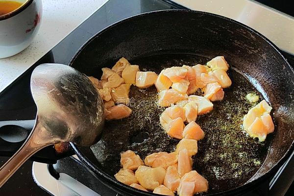 青椒土豆炒鸡丁的做法图解5