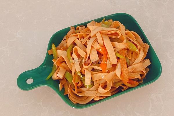 青椒炒豆腐皮的做法图解7