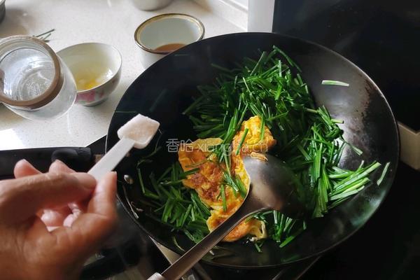韭菜炒鸡蛋的做法图解7