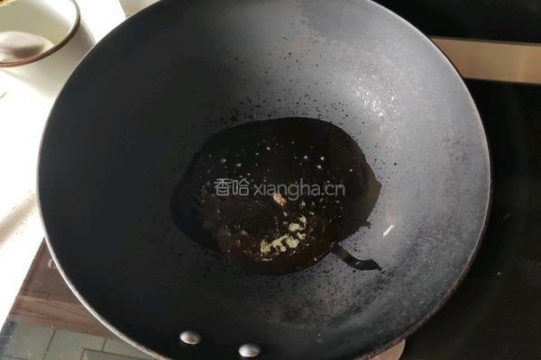 西红柿蛋花汤的做法图解2