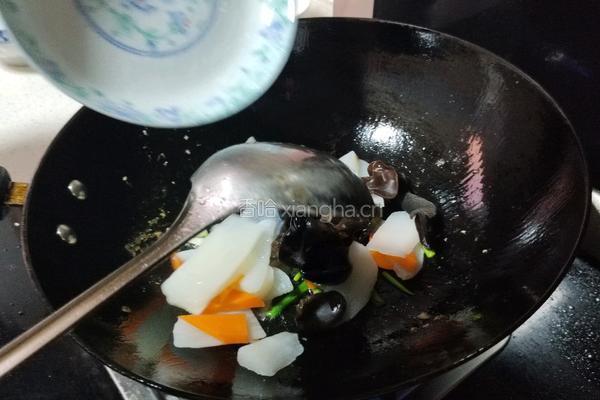 山药炒鱼片的做法图解8