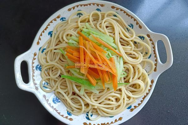 凉拌什蔬拌意面 的做法图解13