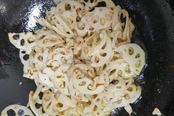 莲藕炒肉片的做法图解5