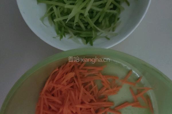 双丝煎蛋的做法图解1