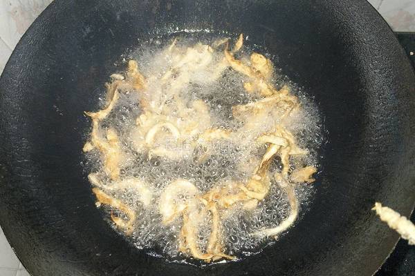 香酥蘑菇的做法图解5