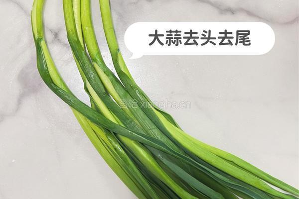 腌生蒜/大蒜/蒜苗的做法图解1