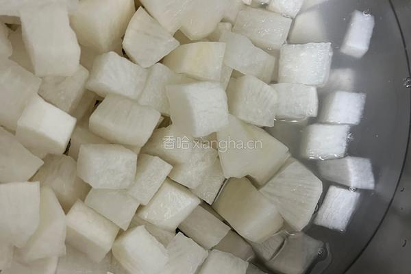 酸甜可口萝卜丁的做法图解6