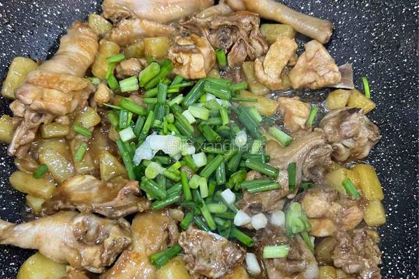 土豆炒鸡肉的做法图解11