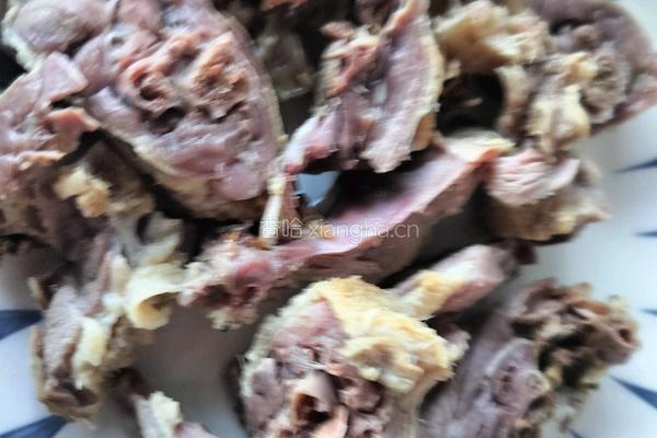 腊鸭煲仔饭的做法图解1