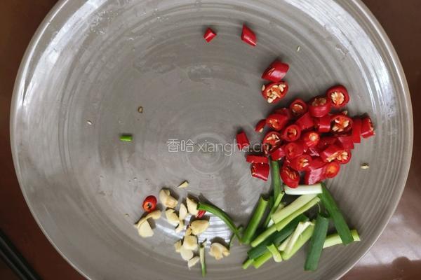 简易手撕包菜的做法图解2