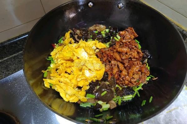 蒜薹炒肉炒鸭蛋的做法图解10