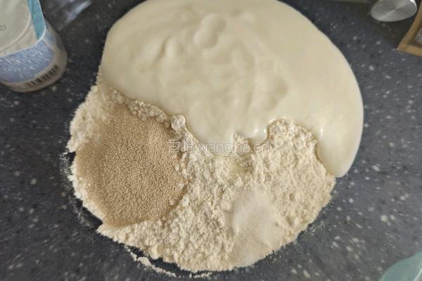 酸奶爆浆奶面包的做法图解7
