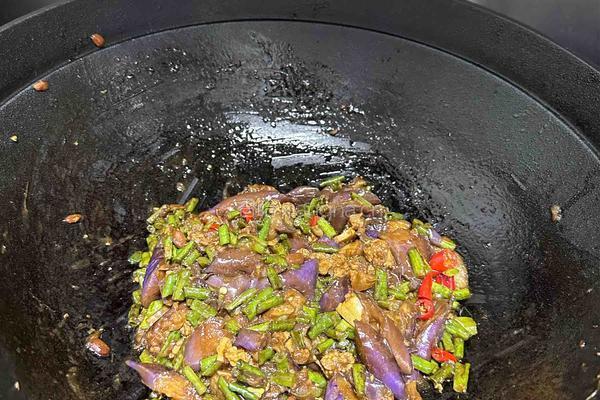 豆角茄子炸酱面的做法图解11
