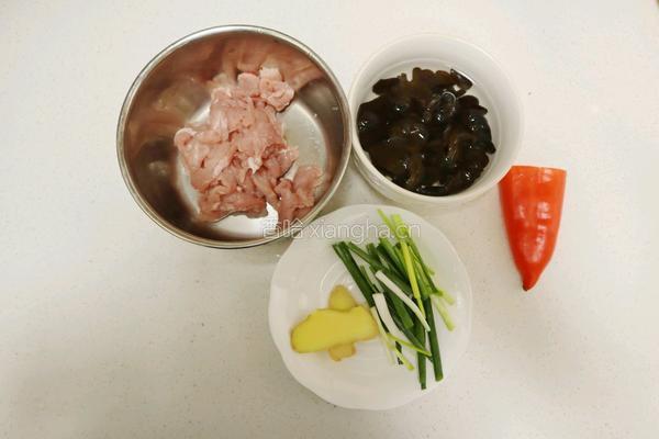 孩子最爱鱼香小滑肉酸甜口鱼香肉片的做法图解1